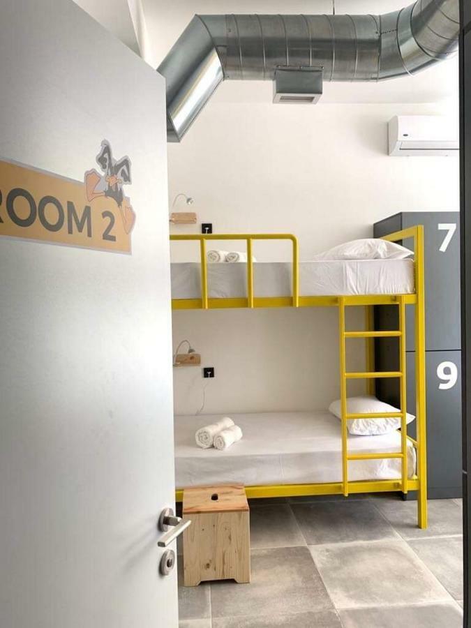 Duck Hostel Jerevan Buitenkant foto